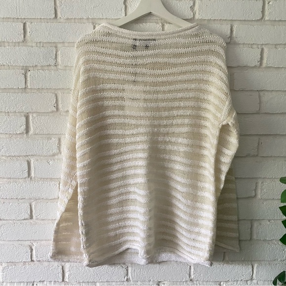 NEW Theory Links Sughero White Striped Pullover Sweater J0614707 Size Medium - Picture 6 of 11